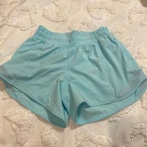 Lululemonn shorts - size 2 , 4 inch